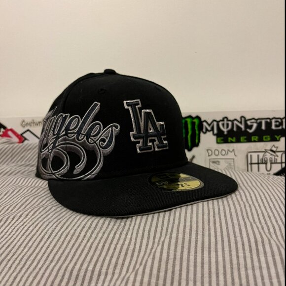 rare fitted hats - Picture 1 of 8